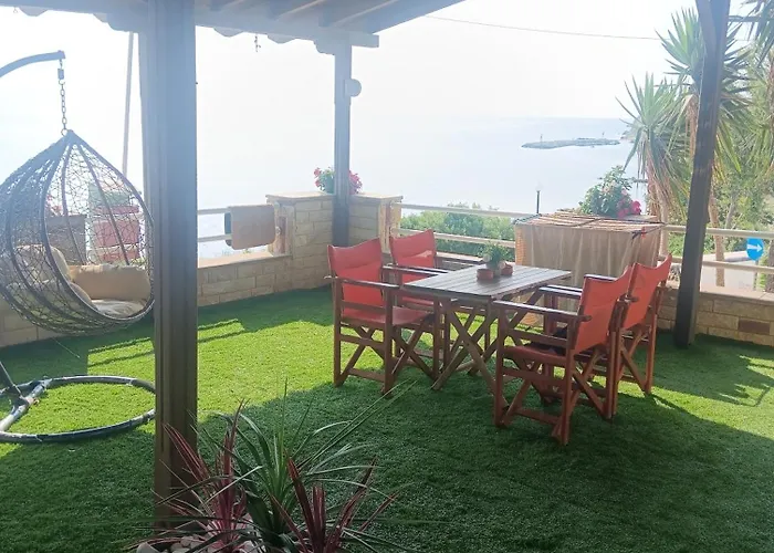 Lia Sea View * Nea Fokea