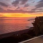 Lia Sea View *