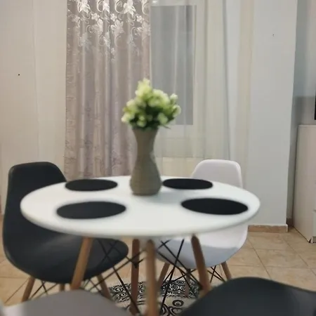 Lia Sea View Vakantiehuis Néa Fókaia