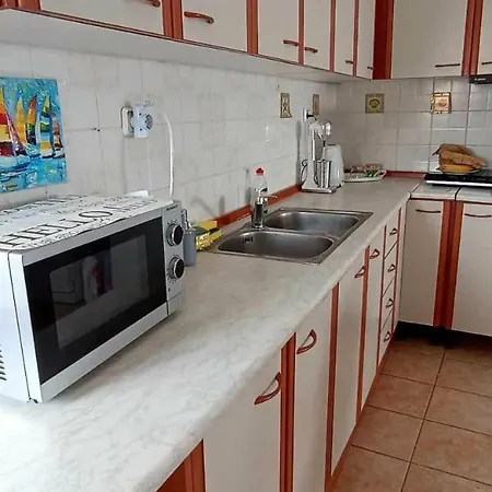 Lia Sea View Vakantiehuis *